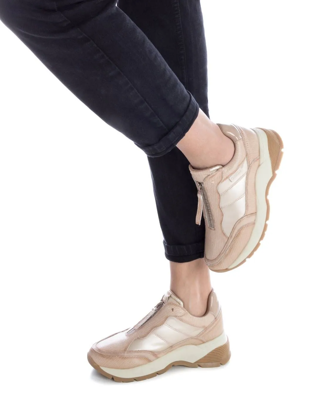 161167 Spanish Leather sneakers with cushioned sole in Champagin