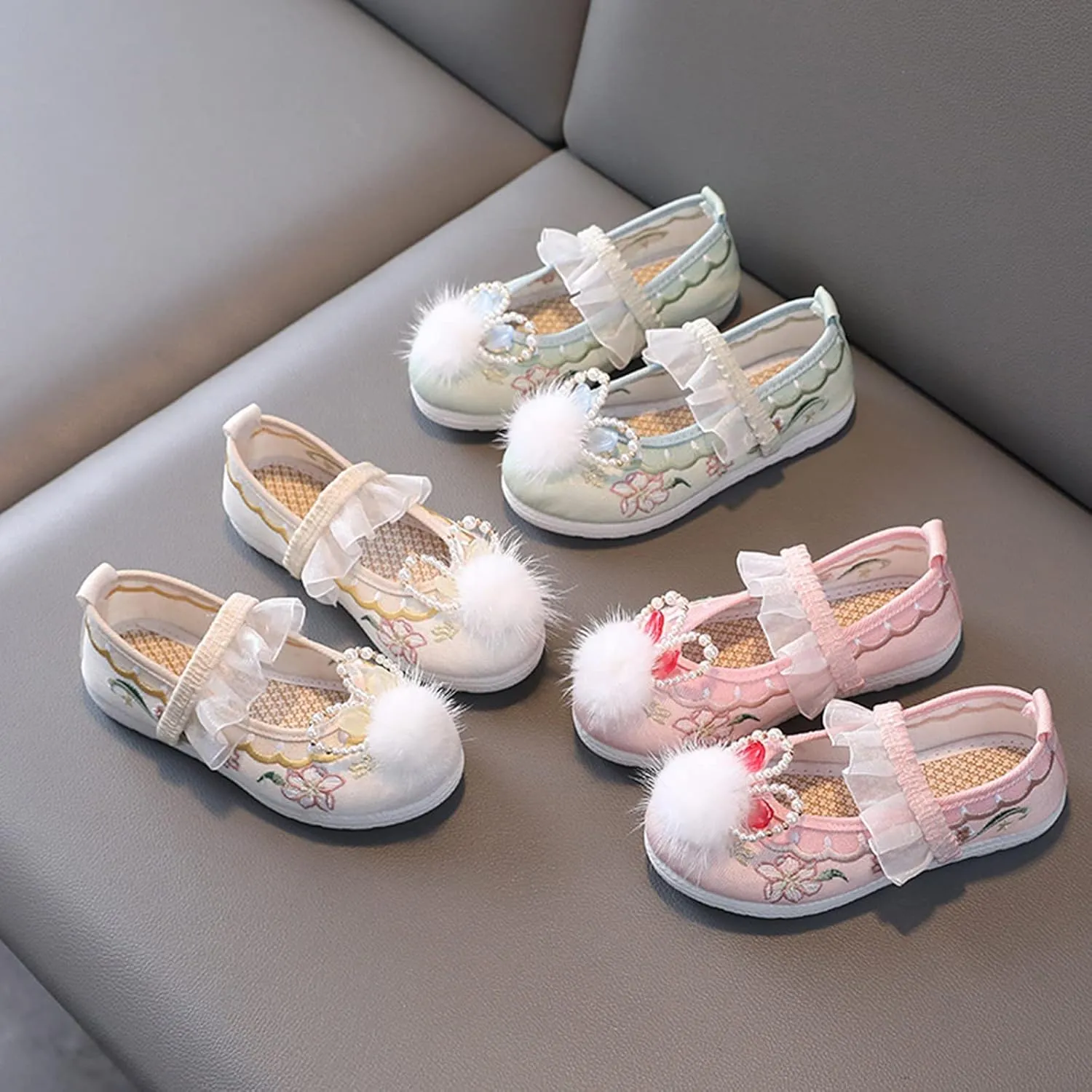 Girls Flat Bottom Bunny Embroidered Sandals Kids Chinese National Style Vintage Retro Performance Dress Shoes