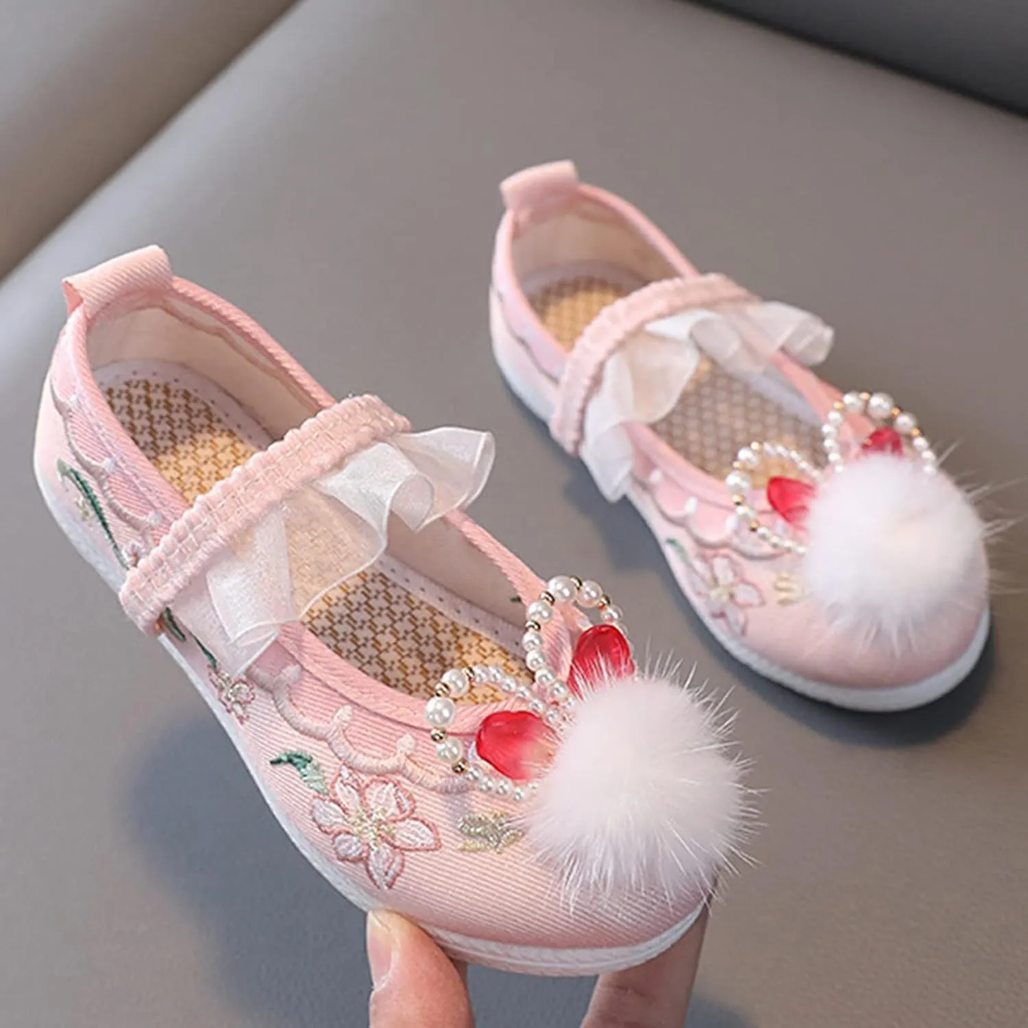Girls Flat Bottom Bunny Embroidered Sandals Kids Chinese National Style Vintage Retro Performance Dress Shoes