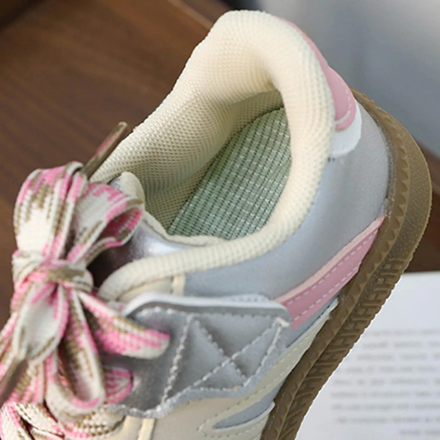 Girls Soft Flat Tennis Sneakers, Non-Slip Rubber Sole Suede Sneakers, Comfortable Low Top Slip on Shoes for Girls