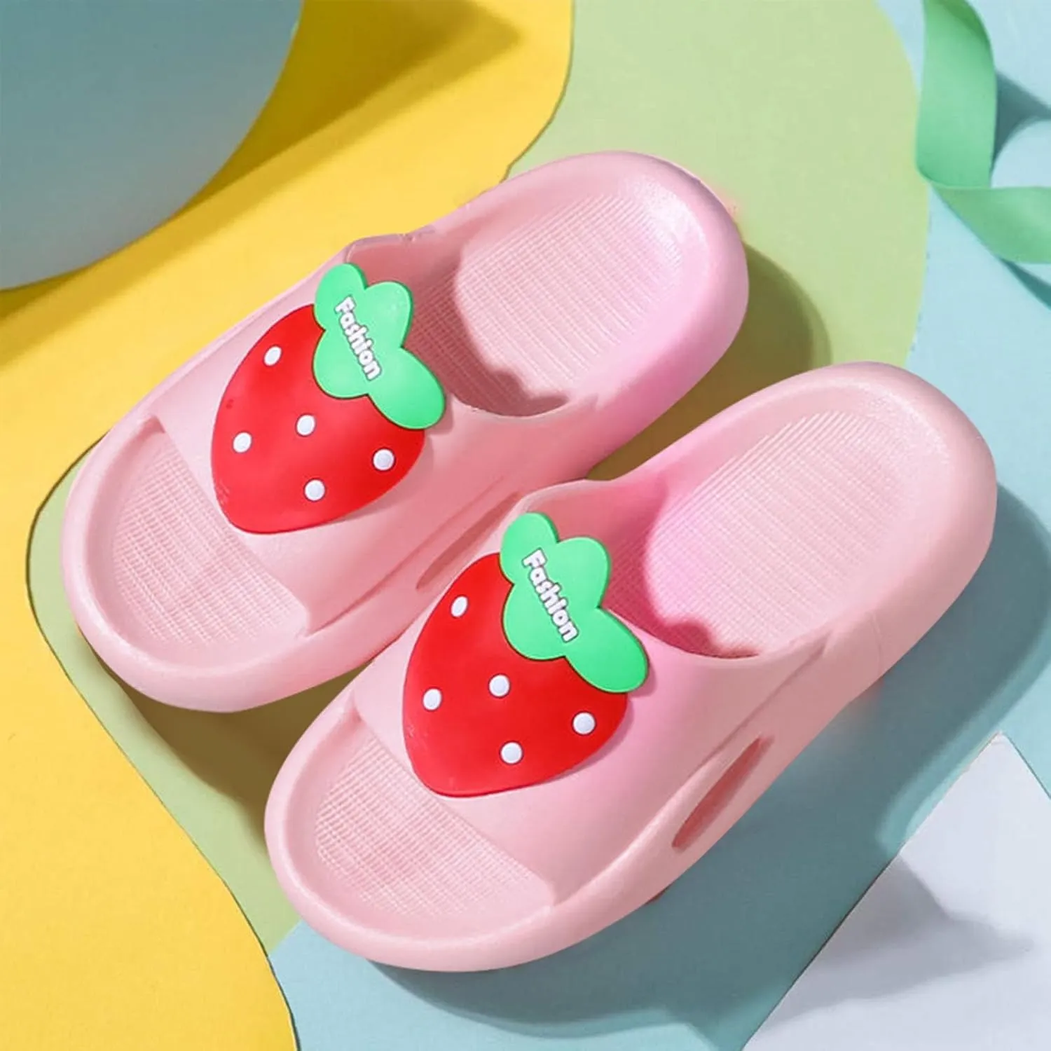 Girls Strawberry Slides Kids Beach Pool Shower Slides Anti-Slip Home Bathing Sandals Kids Cute Non Slip Slippers