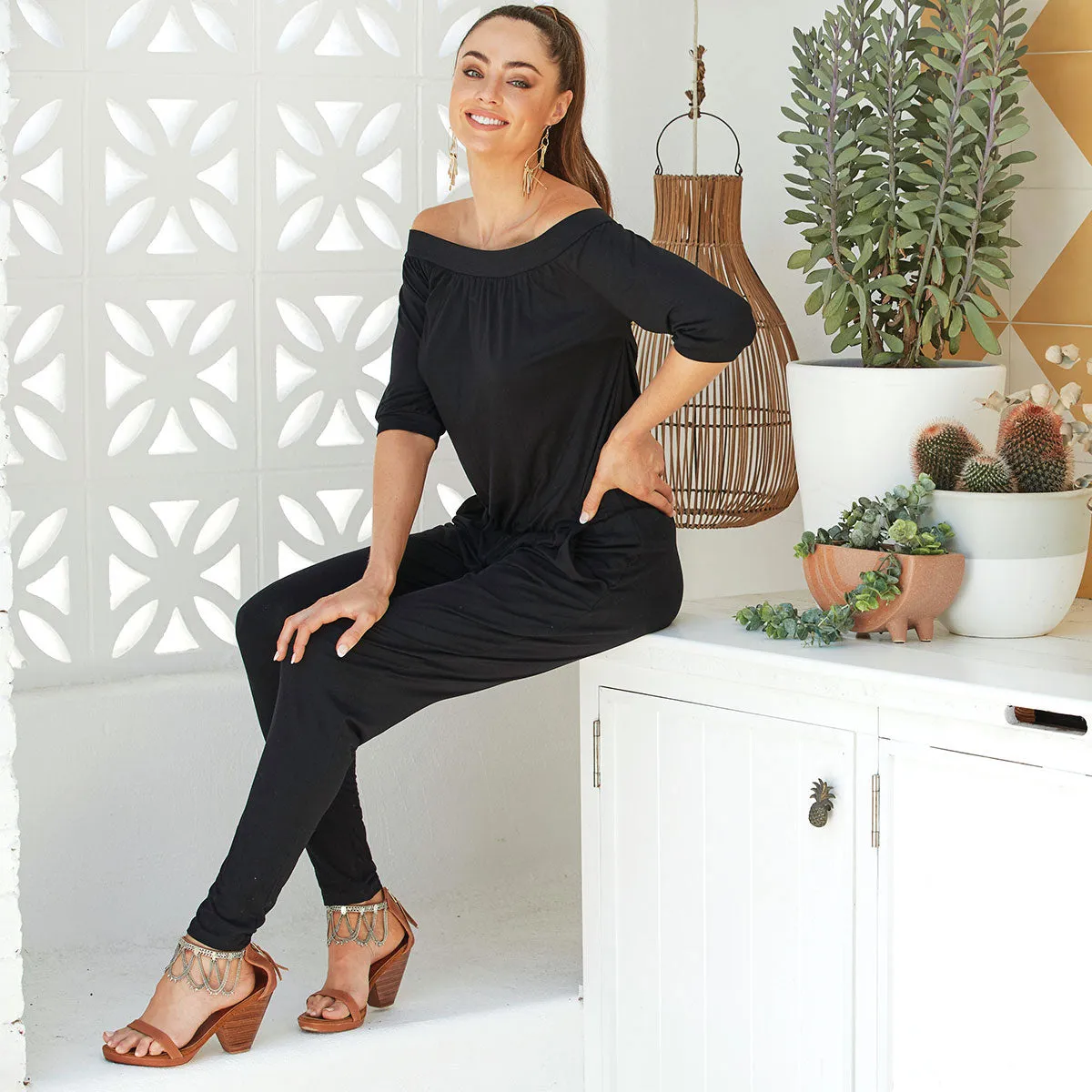 JAYLAH JUMPSUIT-Black