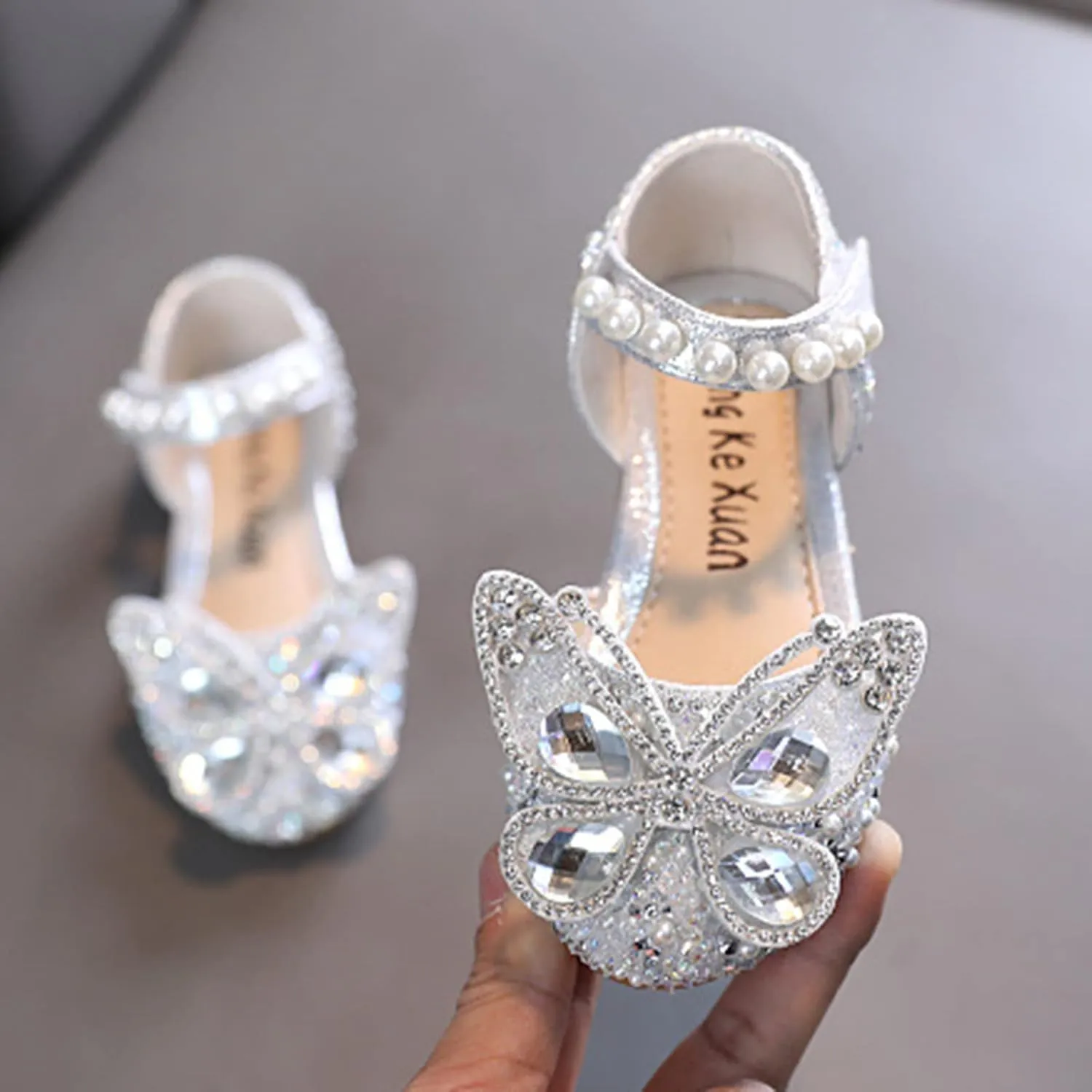 Kids Girls Sandal Bowknot Pearl Mary Jane Dress Shoes Kid Slip On Close Toe Sandal Wedding Party Glittler Shoes