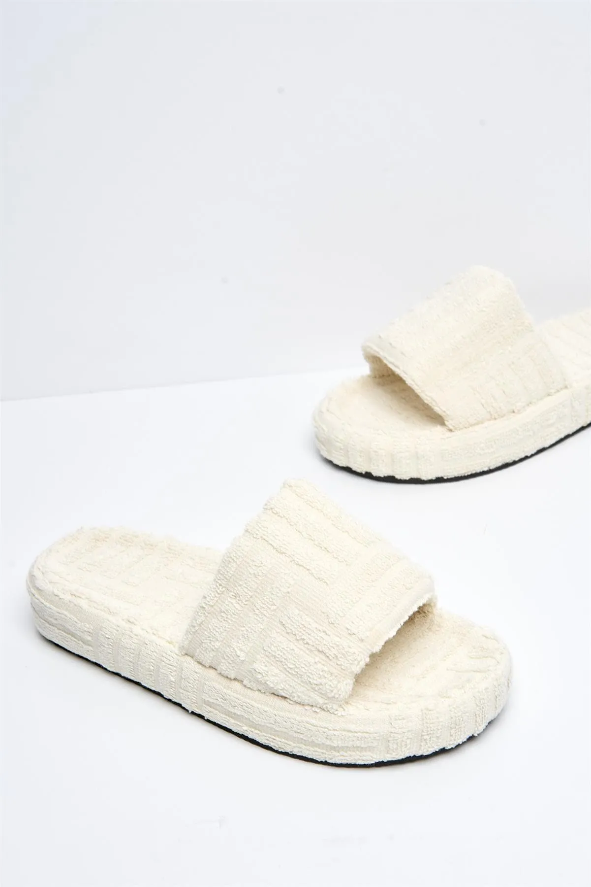 Susie Flatform Slider Terry Towel in Cream