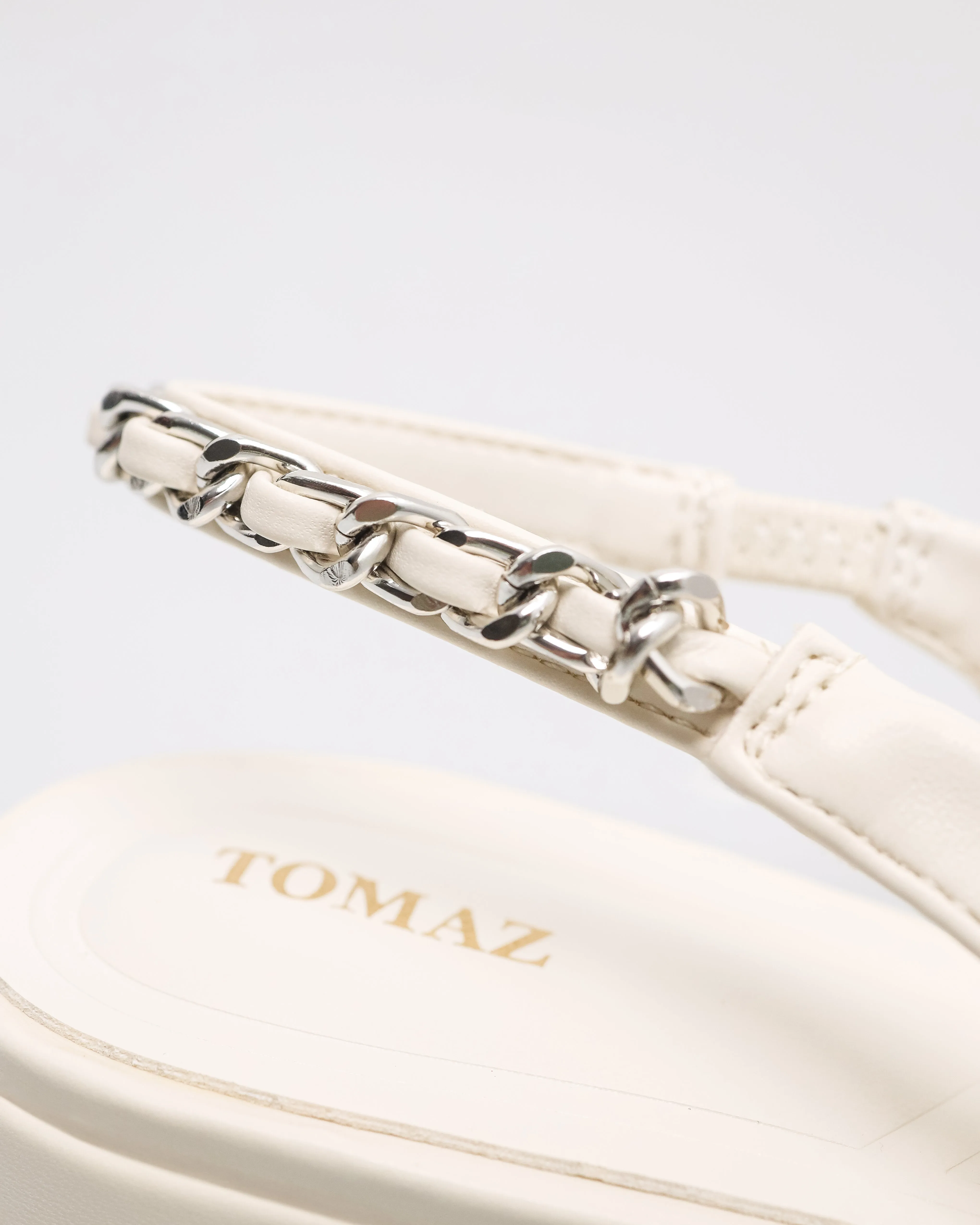 Tomaz FL098 Ladies Pointy Chained Flats