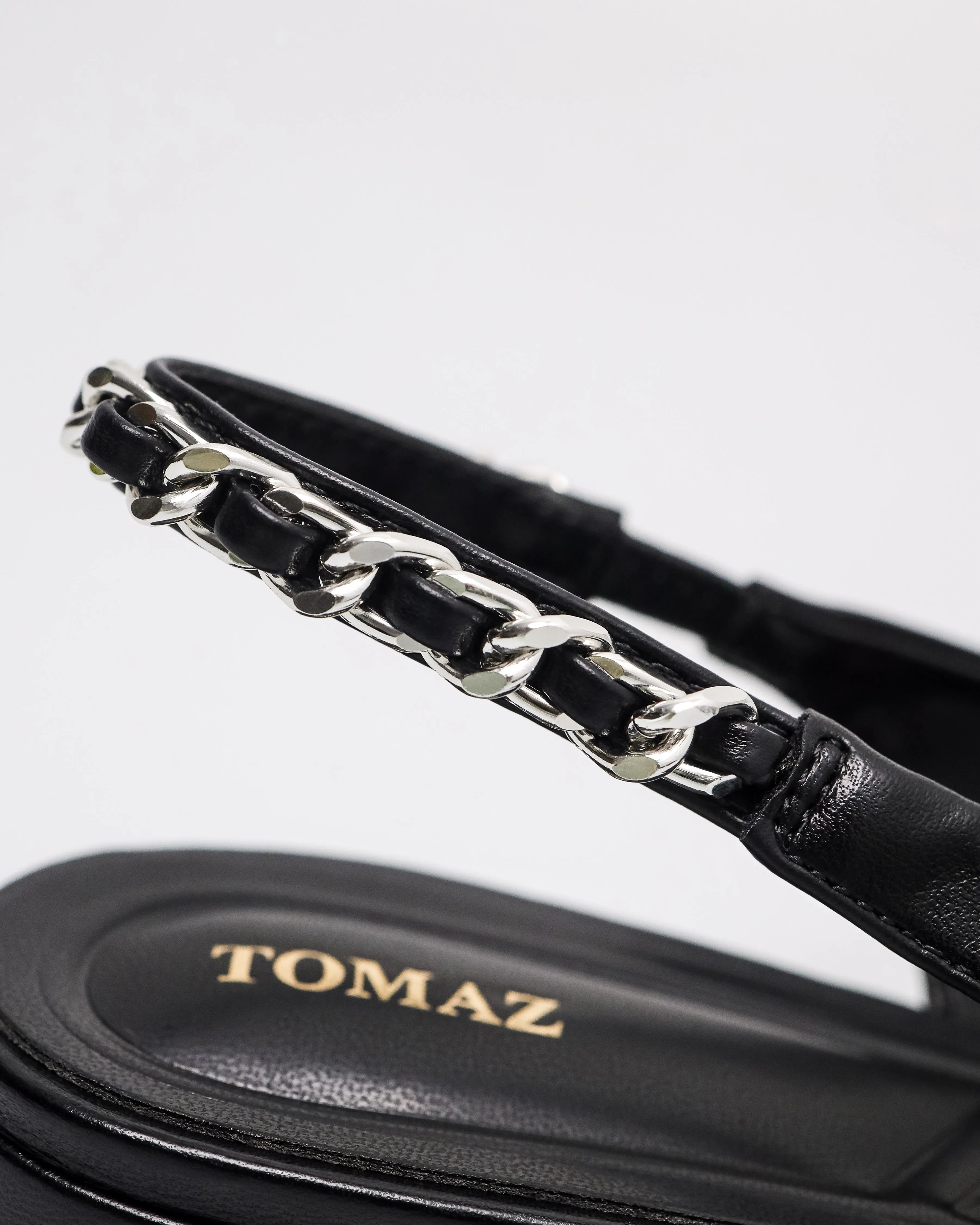 Tomaz FL098 Ladies Pointy Chained Flats