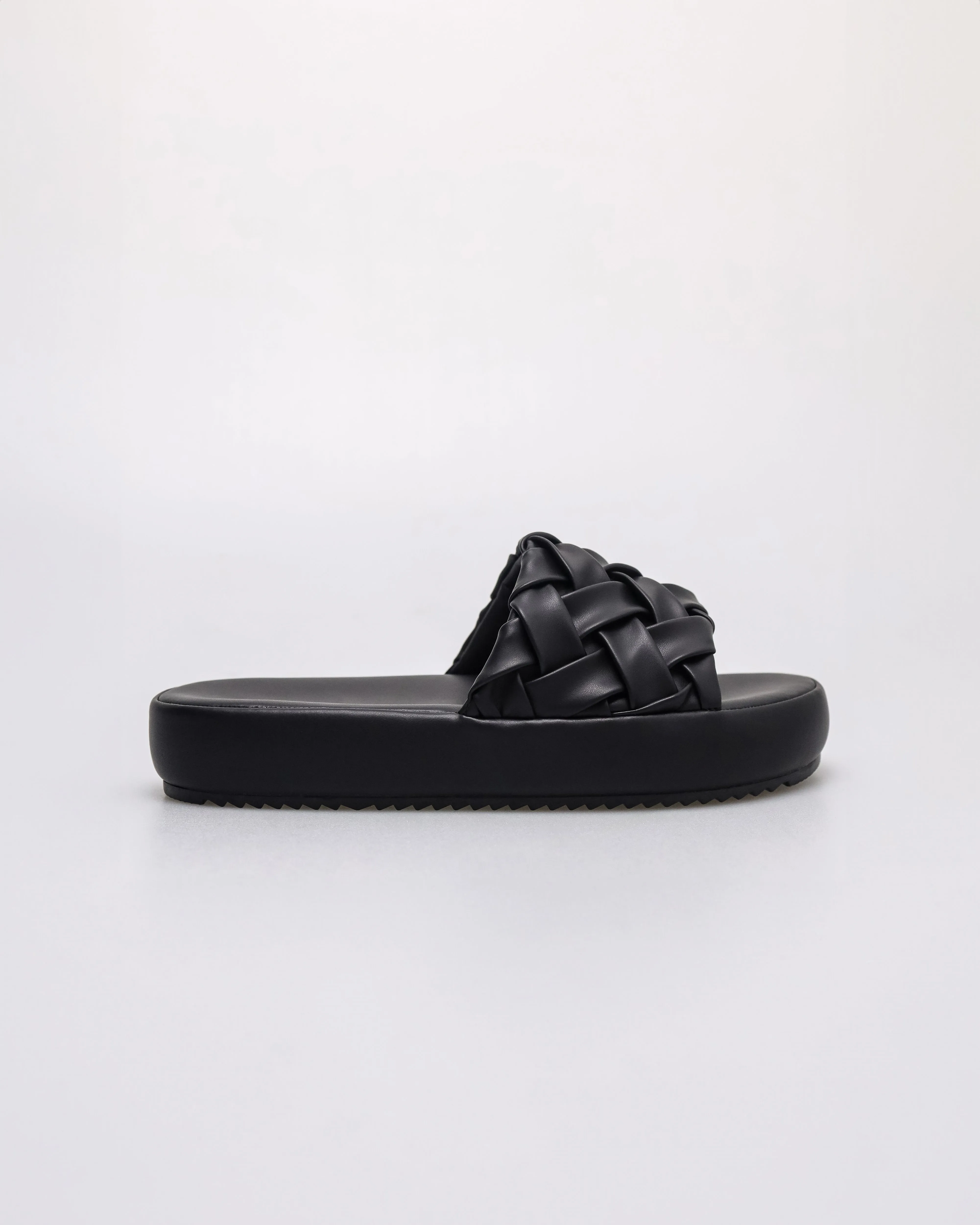 Tomaz NN450 Ladies Woven Flats