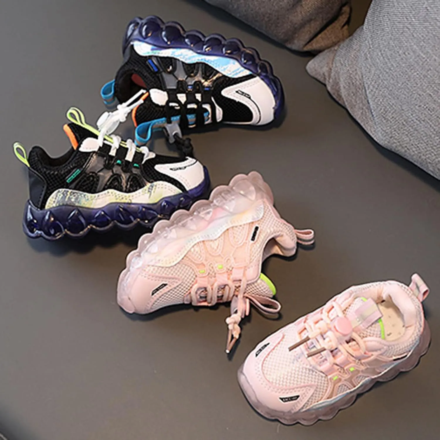 Unisex Baby Light Up Sneaker Boys Girls Toddler Flashing Running Sports Tennis Walking Shoes Kids School Shoes