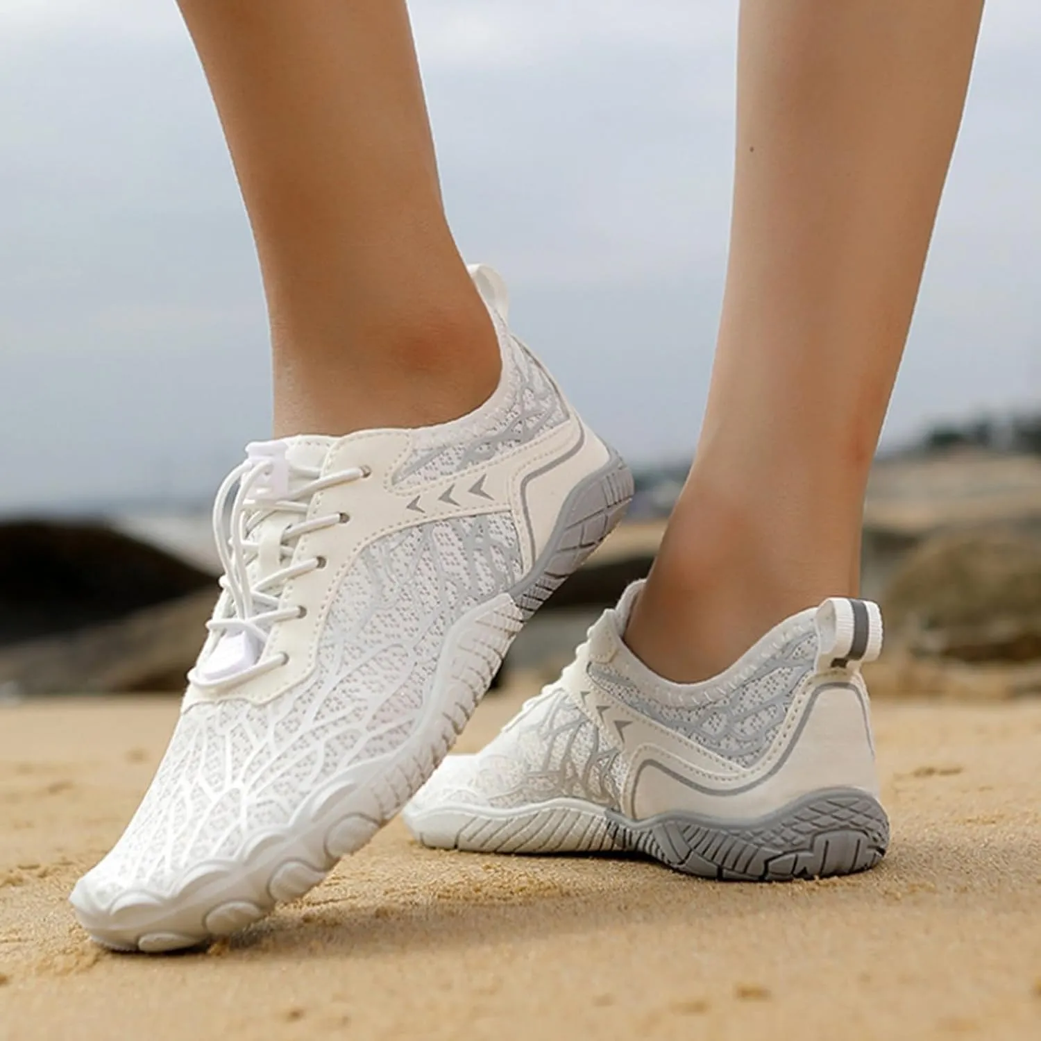 Water Shoes for Men Women Barefoot Beach River Shoes for Wading Diving Sand Volleyball Summer Outdoor Sports Shoe Hiking Walking Boating Fishing Lightweight Laceless Indoor Cushion Shoe Yoga Boxing