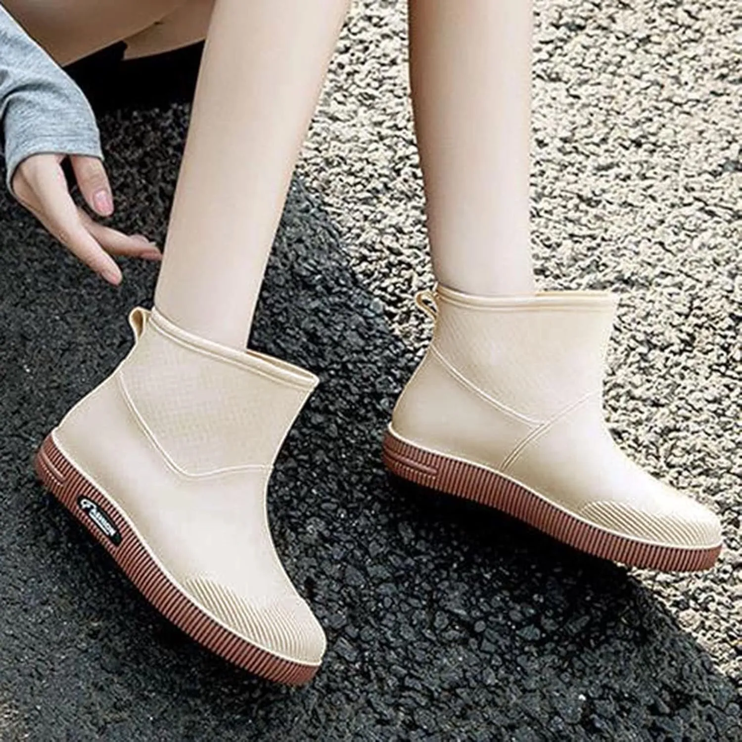 Women's Ankle Rain Boots Waterproof Rubber Boots Women Short Garden Boots Anti Slip Outdoor Lightweight Work Booties