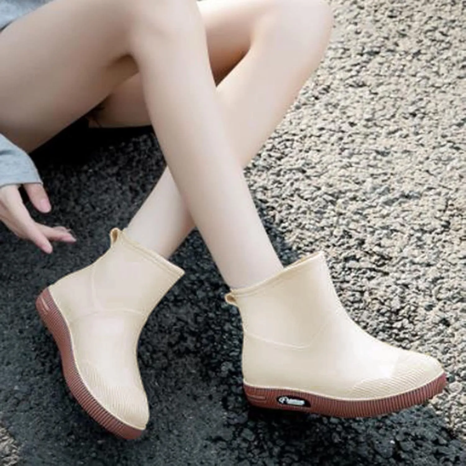 Women's Ankle Rain Boots Waterproof Rubber Boots Women Short Garden Boots Anti Slip Outdoor Lightweight Work Booties