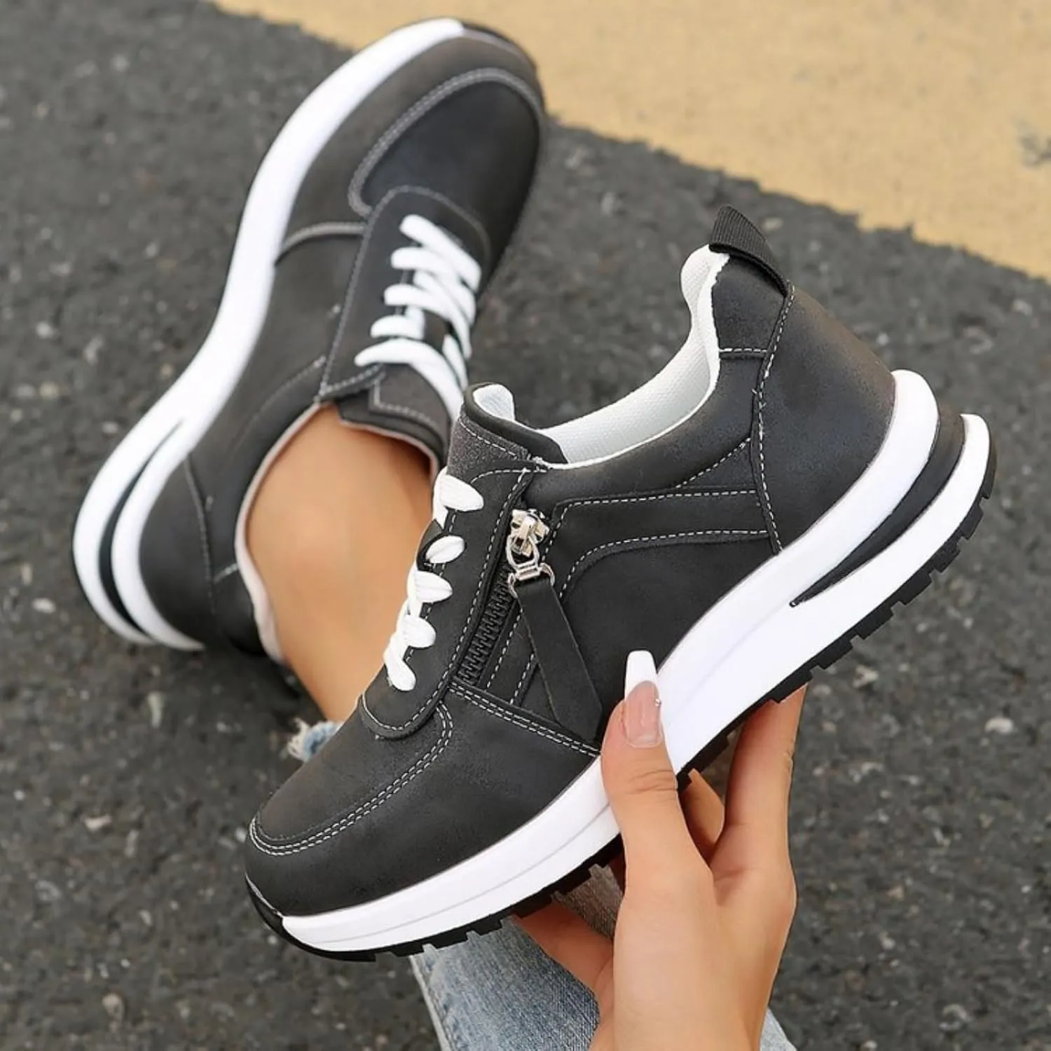 Women's Platform Fashion Sneakers Mesh Breathable Zero Drop Minimalist Summer Walking Sneakers Sparkling Casual Fashion Non-Slip Tennis Shoes